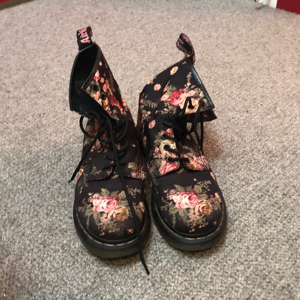 Original floral canvas Dr. Marten boots